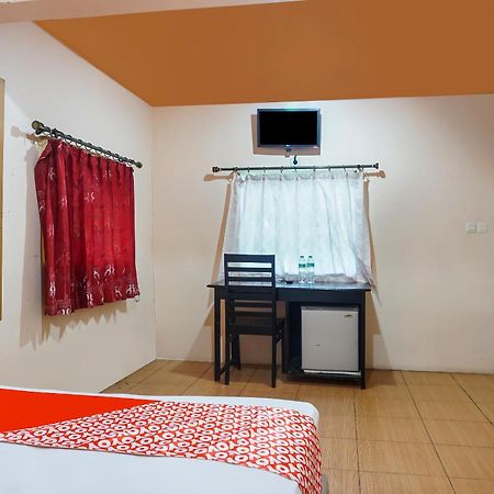 Oyo 90923 Makassar Cottage Balangberu Екстериор снимка