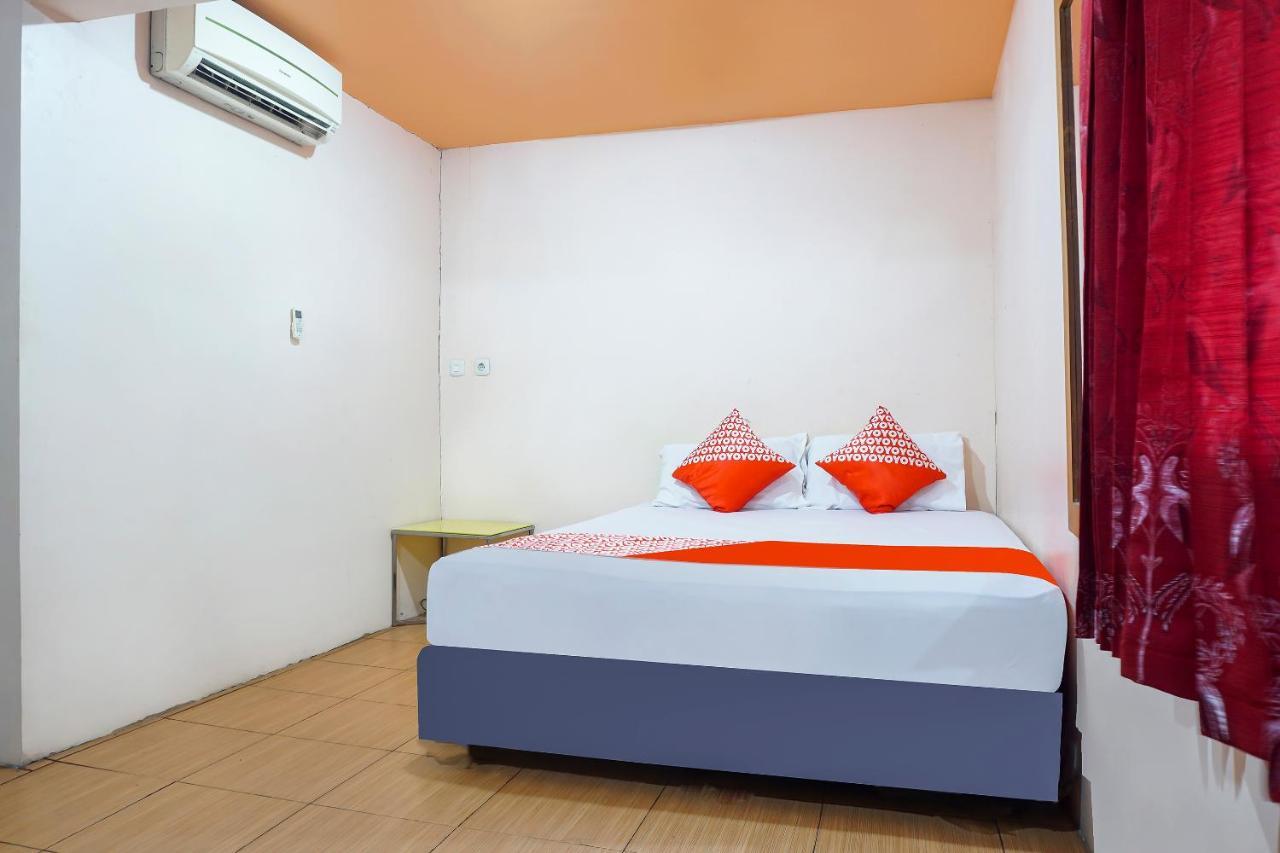 Oyo 90923 Makassar Cottage Balangberu Екстериор снимка