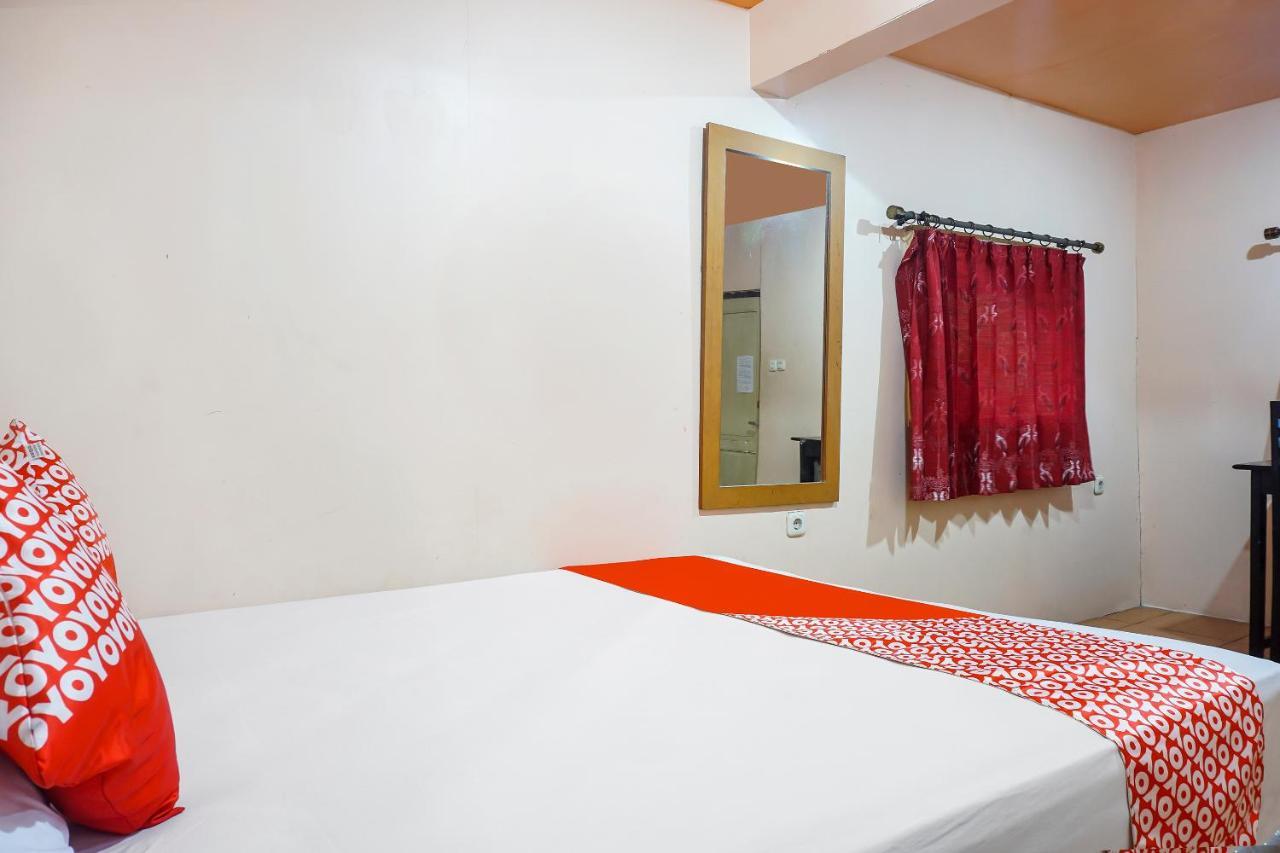 Oyo 90923 Makassar Cottage Balangberu Екстериор снимка